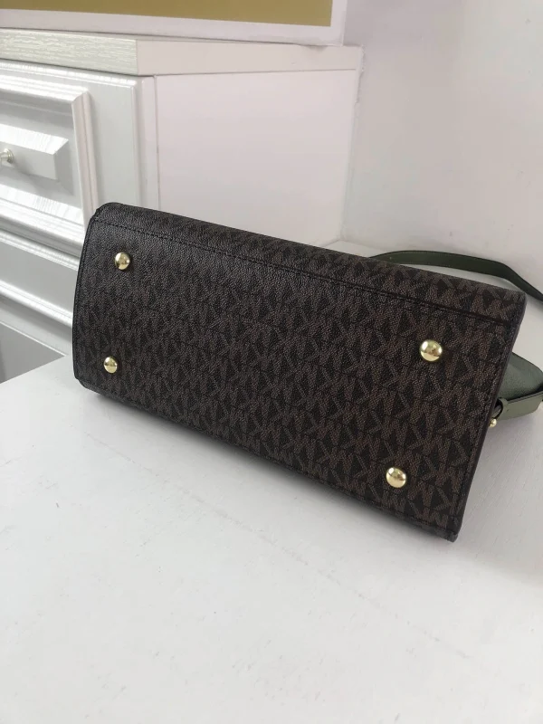 Mk Shoulder Crossbody Model:2115 L:28 H:22 W:14