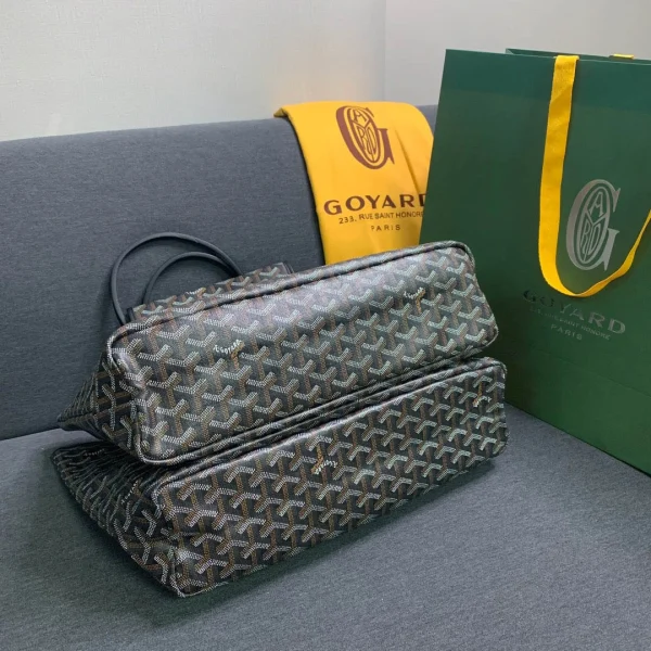 Goyard Size: 34*46*22*28cm