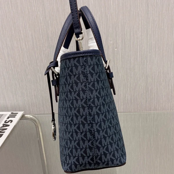 MK Size: 28*23*19*11