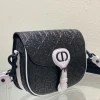 Bobby Clutch Size: 22cm