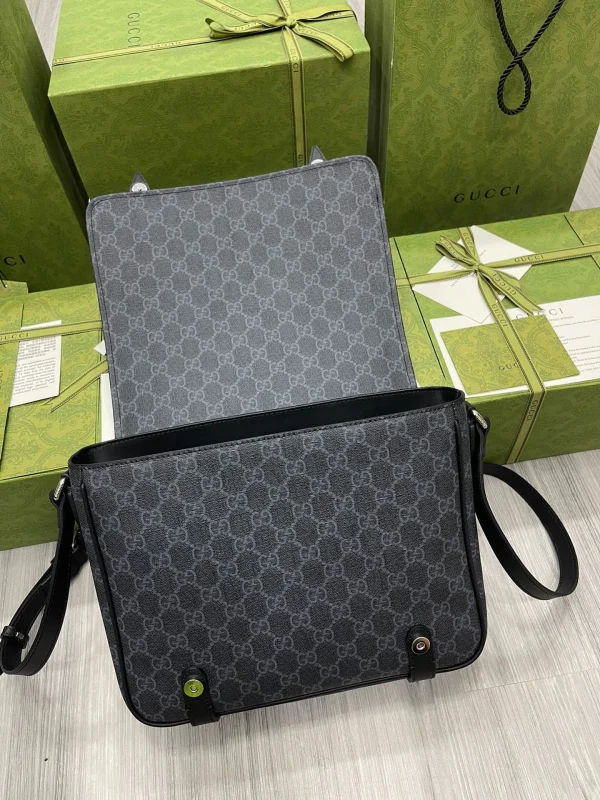 Model: 658542 Size: 28*24*8.5cm