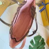 Louis Vuitton Size: 28X28X14cm Pocket 43cm