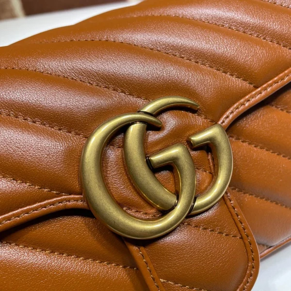 Model: 446744 Size: 23x14x6cm