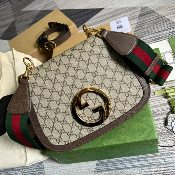 Model: 699210 Size: 29 x 22 x 7 cm