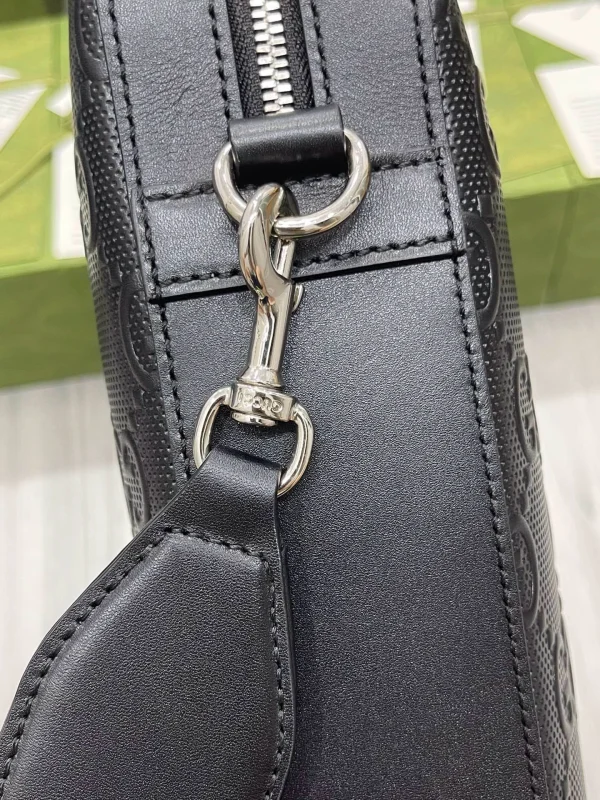 Model No: 658573 Size: 40*29*6cm