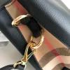 Calf leather bag Size:W25.5*H29*D10cm Code:400123