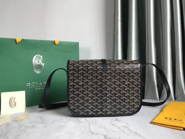 Belvdre Single Strip Messenger Bag Model: GY020183 Size: Large 28Cm
