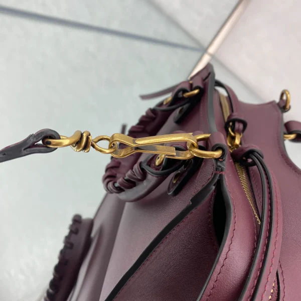 Model: 1993 Size: 13.5*18*7.5*12cm