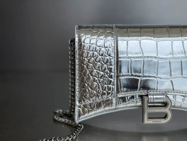 Balenciag Model No.:199 Size:19X12X5cm