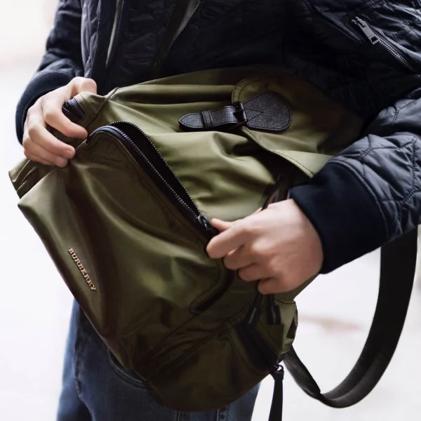 Military backpack Size:28.15.42cm Code:580912