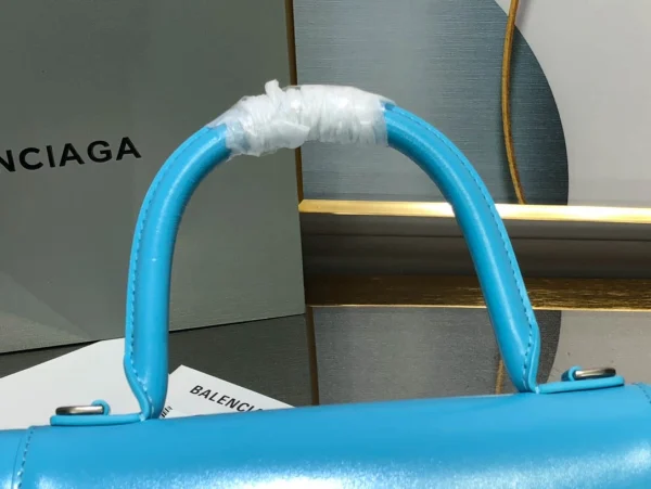 Balenciaga Model: DG-1007 Size: 6*15*35cm