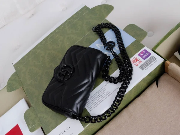Model: 699757 Size: 16.5x10.2x5.1cm