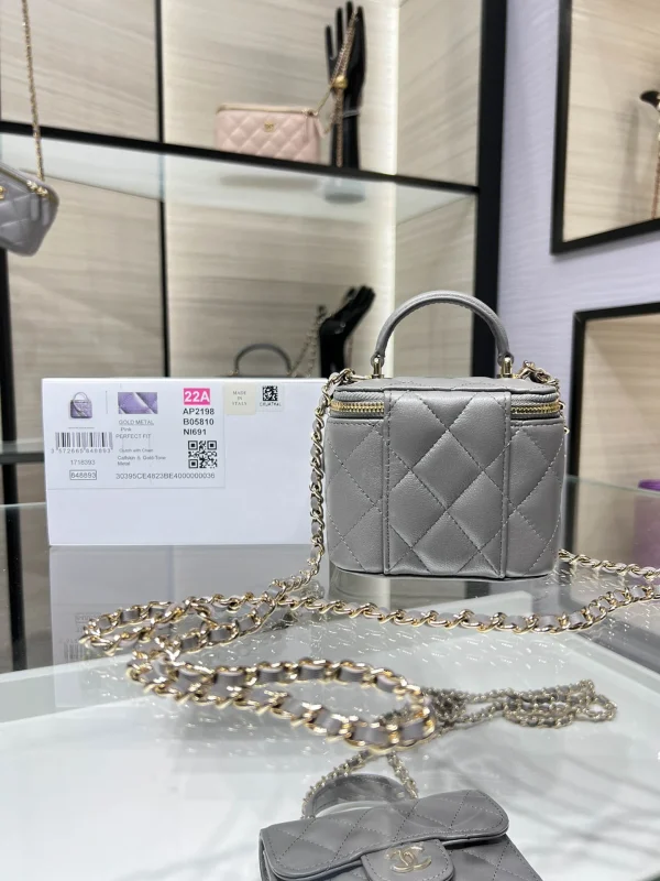AP2198Y8620 Size: 11*8.5*7cm