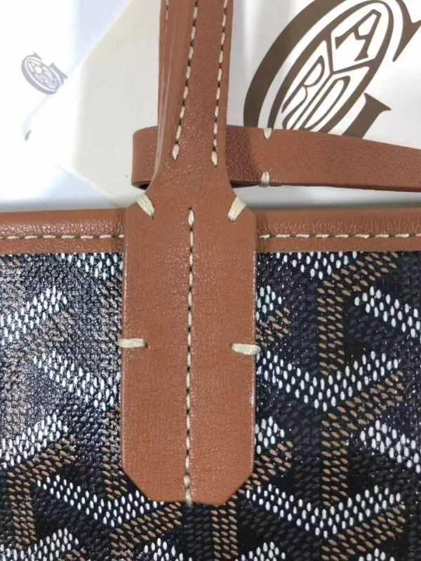 Goyard size: 40*15*30 Bag opening 55 34*14*27 Bag opening 47