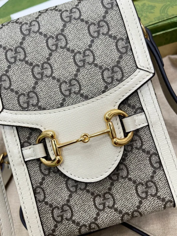 Model: 625615 Size: 11.5*17*4cm