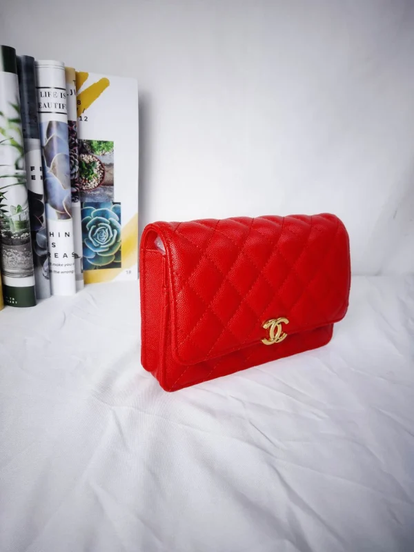 Ball grain leather Size: 19x12.5x3.5cm Style: 1913