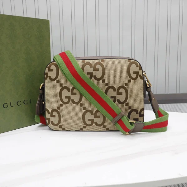Model: 675891 Size: 25.5X20X6