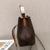 Mk Size:18cmx18cmx10cm