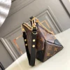 Louis Vuitton Size: 29 x 16 x 9.5 cm