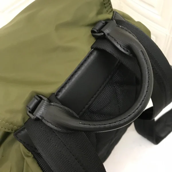Military backpack Size:28.15.42cm Code:580912
