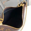 Louis Vuitton Size: 29 x 16 x 9.5 cm