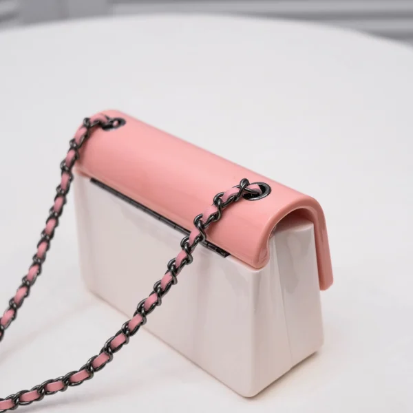 Black and white Size: 35cm 39cm