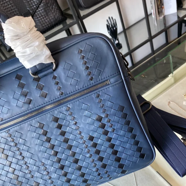 BV Briefcase Size: 36cm 98028 Blue