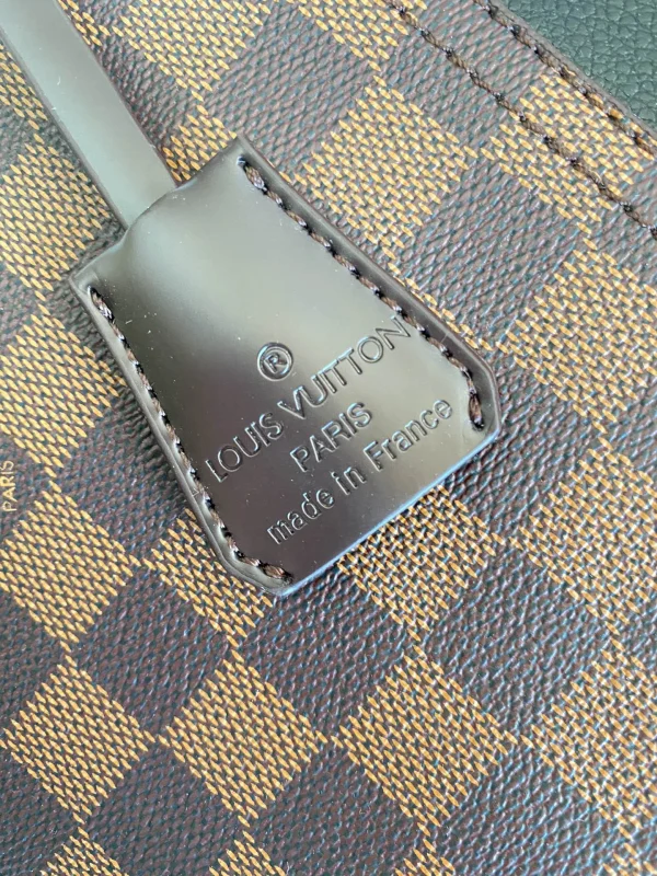 Louis Vuitton size£º28X28X14cm pocket 43cm