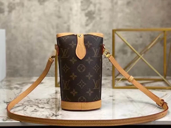Louis Vuitton Medium Vintage Bag Series Size: 14.5*18*6.5cm
