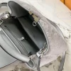 Louis Vuitton Size: 24x14x9cm
