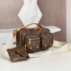 Louis Vuitton Size: 18 x 11 x 10 cm