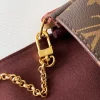 Louis Vuitton Size: 28.0 x 15.0 x 4.0 cm