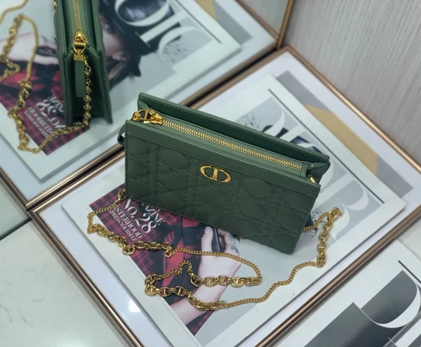 Caro Collection Chain Crossbody Leather Bag Size: 19*14*3cm Ref: 6418