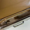 2020 Early Spring Series Model: 602204 Size: 25*18*8cm