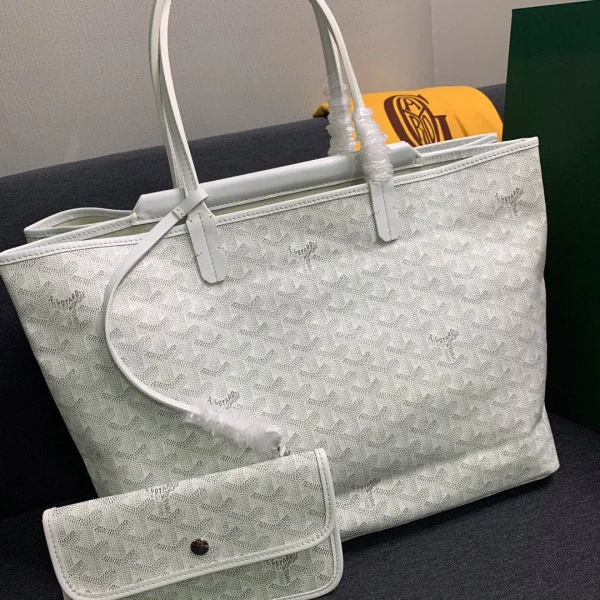 Goyard Size:34*46*22*28cm