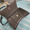 Model: 8896 Size: 19x8x21cm