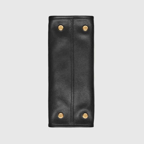 Model: 674822 Size: 31.5x26.5x15cm