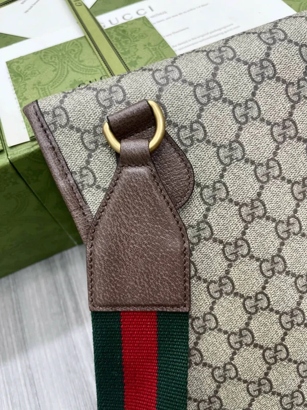 Model: 602204 Size: 25x18x8cm