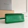 Crossbody Size: 23.5x12.4x10.4cm