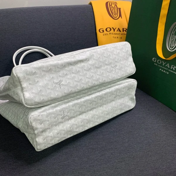 Goyard Size:34*46*22*28cm