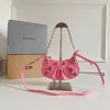 Crossbody bag Size: 20*11*4CM