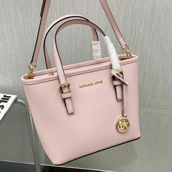 MK Length:22cm Height:19cm Width:10cm