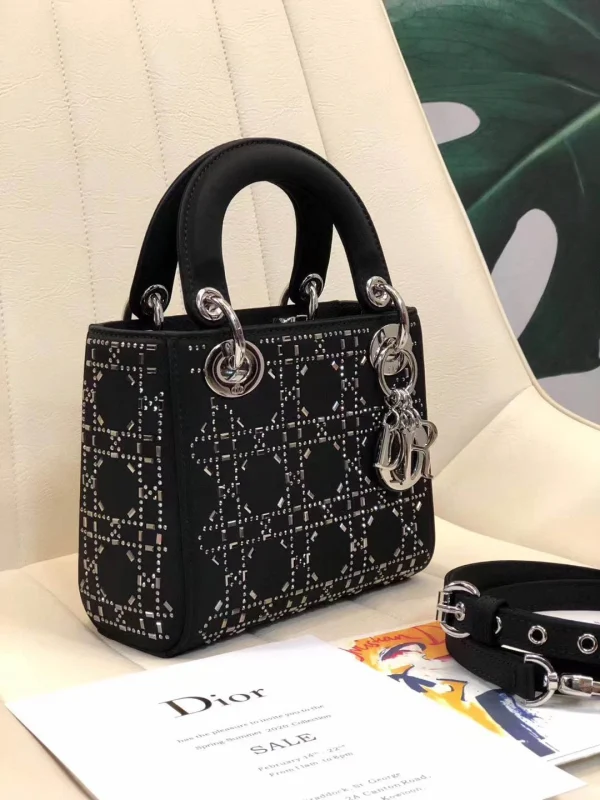 Black leather shoulder strap with full set of original packaging
