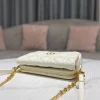 Caro Chain Clutch Size:17.5*10.5*5 cm