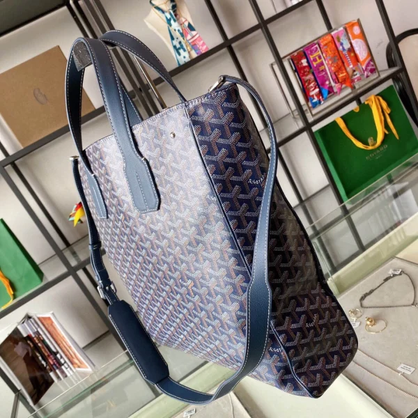 Men's Tote Size: 35x39x14cm