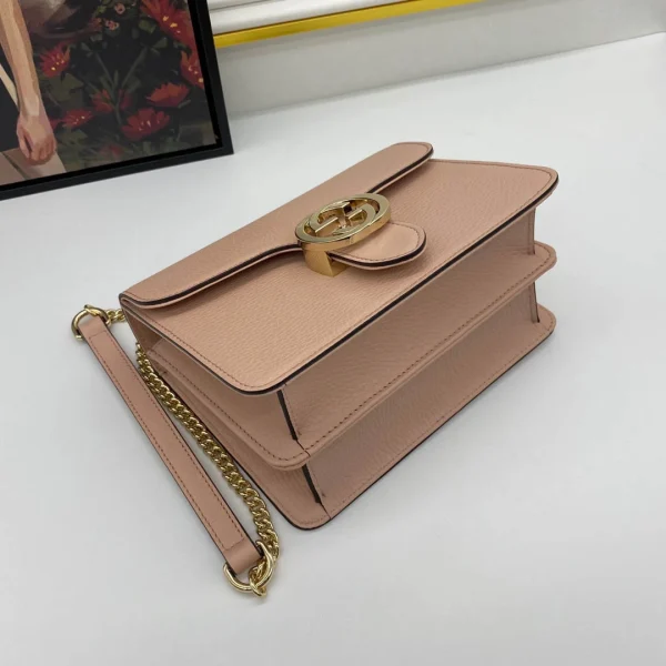 Model: 510304 Size: 20x15x7.5cm