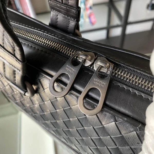 BV Briefcase Size:36cm 98028 Black