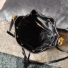 Matelasse metal chain shoulder strap with zipper pocket size: 17 2.5 9 Length: 115cm