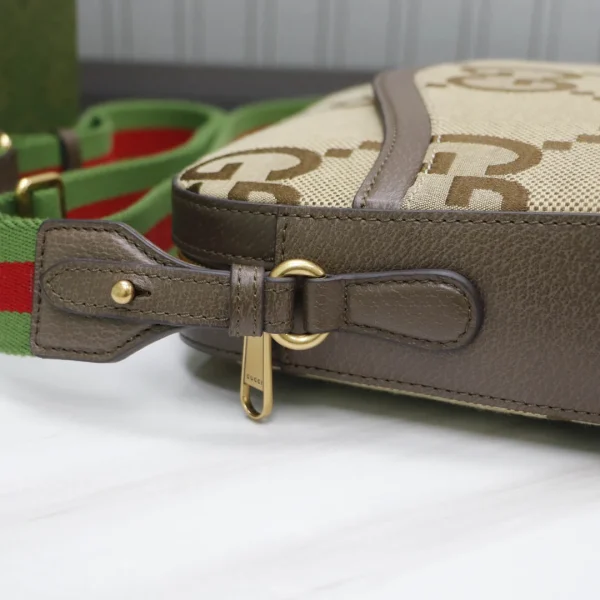 Model: 675891 Size: 25.5X20X6