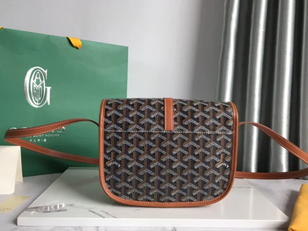 Belvdre Single Strip Messenger Bag Ref: GY020198 Size: 21*16cm